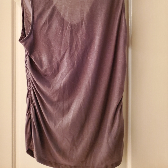 Top - Picture 2 of 3